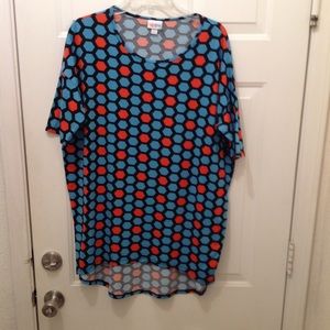 Lady's small Lularoe top
